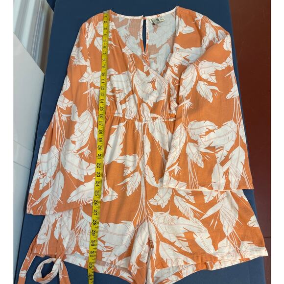 Roxy Long Sleeve Romper Peach/White Size M Pre-owned Beachy Resort Wear - Picture 7 of 12